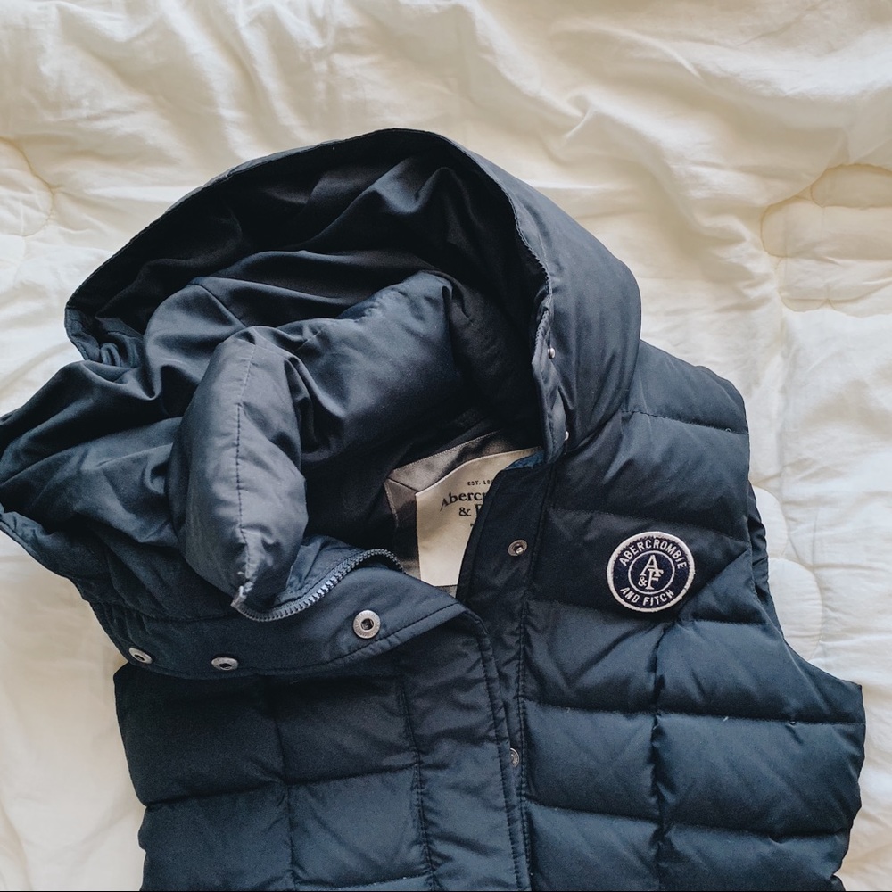 A&F puffer vest